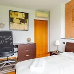 Oasi Di Relax Con Box Privato E Balcone, Vicino M1
