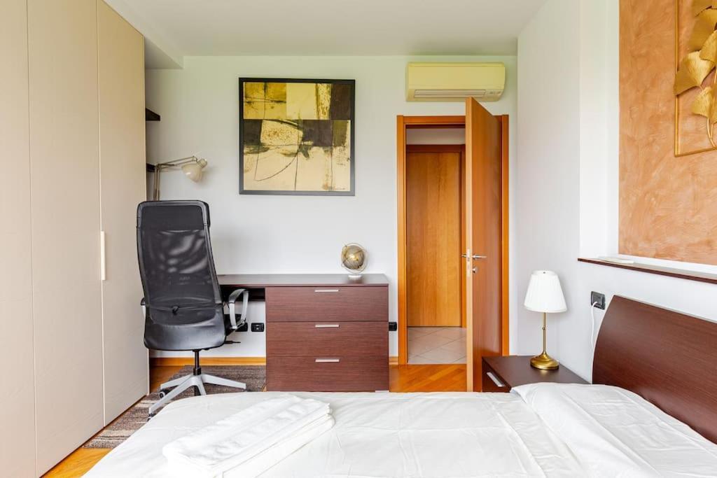 Appartement Oasi Di Relax Con Box Privato E Balcone, Vicino M1 Milan